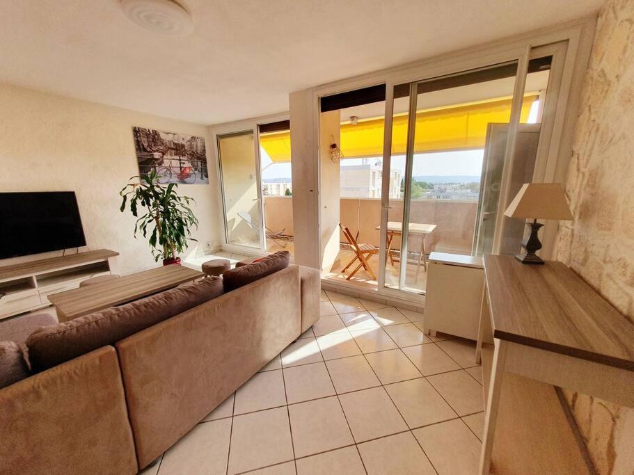 Appartement Avec 3 Chambres 80M2 Plein Sud Marignane Exterior foto