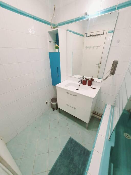 Appartement Avec 3 Chambres 80M2 Plein Sud Marignane Exterior foto
