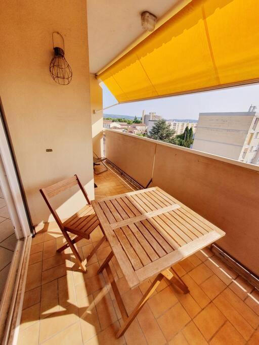 Appartement Avec 3 Chambres 80M2 Plein Sud Marignane Exterior foto
